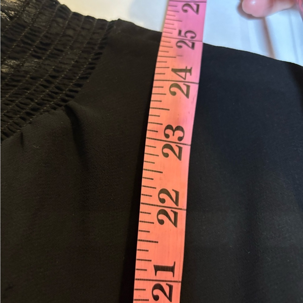 Wilfred Black Sheer Cuff Blouse Size M EUC - Picture 11 of 12